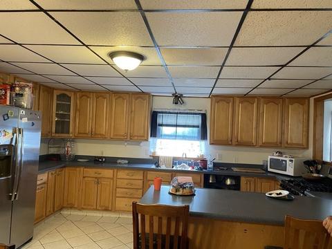 160 Davis St, Fall River, MA 02720 photo 7