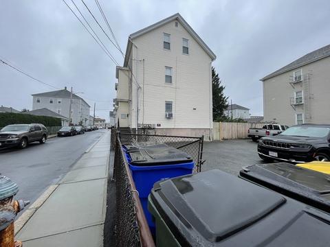 7 Fruit St, Fall River, MA 02723 photo 4