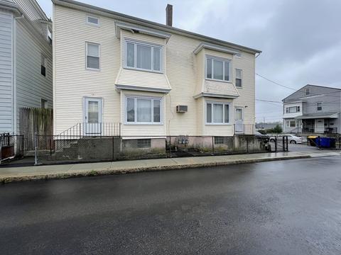 7 Fruit St, Fall River, MA 02723 photo 2