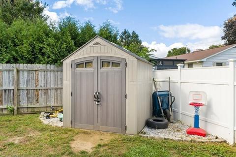 18 Pickering St, Chicopee, MA 01013 photo 31