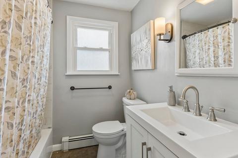 18 Pickering St, Chicopee, MA 01013 photo 24