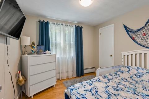 18 Pickering St, Chicopee, MA 01013 photo 19