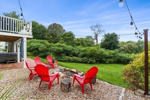 7 Willow Rd, Marblehead, MA 01945 photo 41