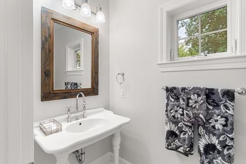 7 Willow Rd, Marblehead, MA 01945 photo 19