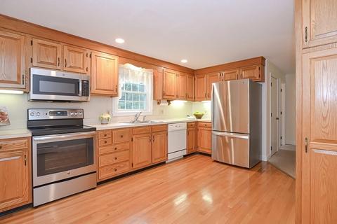 232 Maple St, Framingham, MA 01702 photo 13