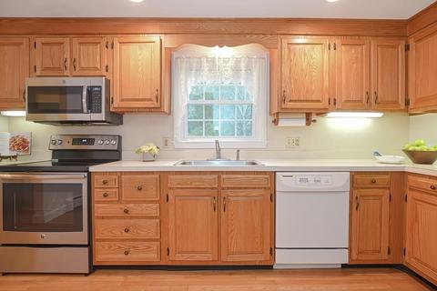 232 Maple St, Framingham, MA 01702 photo 14