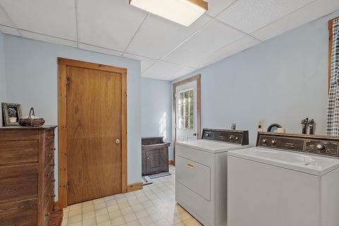 19 Parsonage St, Georgetown, MA 01833 photo 16