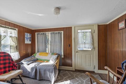 19 Parsonage St, Georgetown, MA 01833 photo 9