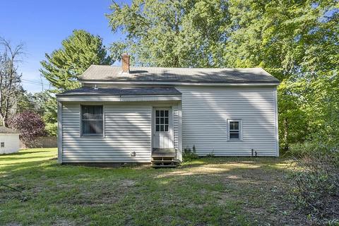 19 Parsonage St, Georgetown, MA 01833 photo 5