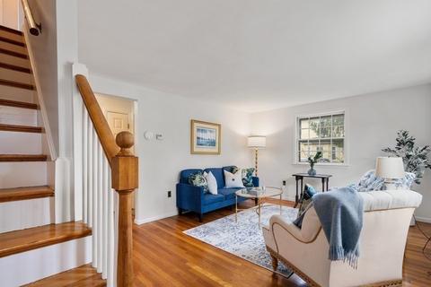 31 Eastern Ave, Beverly, MA 01915 photo 2