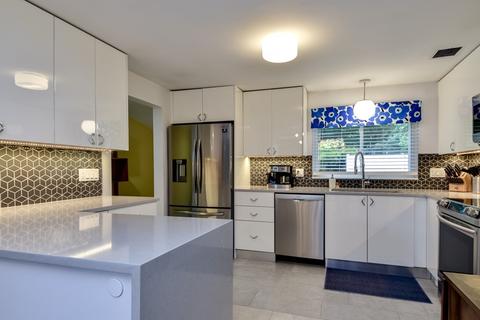 6 Ruthellen Rd, Framingham, MA 01701 photo 11