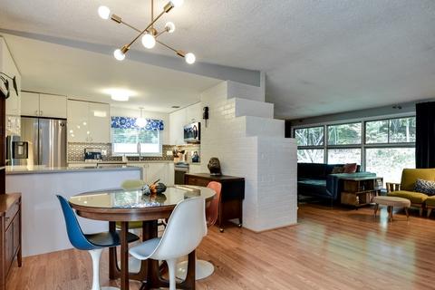 6 Ruthellen Rd, Framingham, MA 01701 photo 3