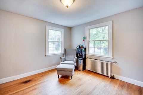 1293 Bradley Rd, Springfield, MA 01109 photo 19