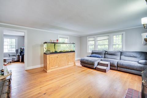 1293 Bradley Rd, Springfield, MA 01109 photo 15
