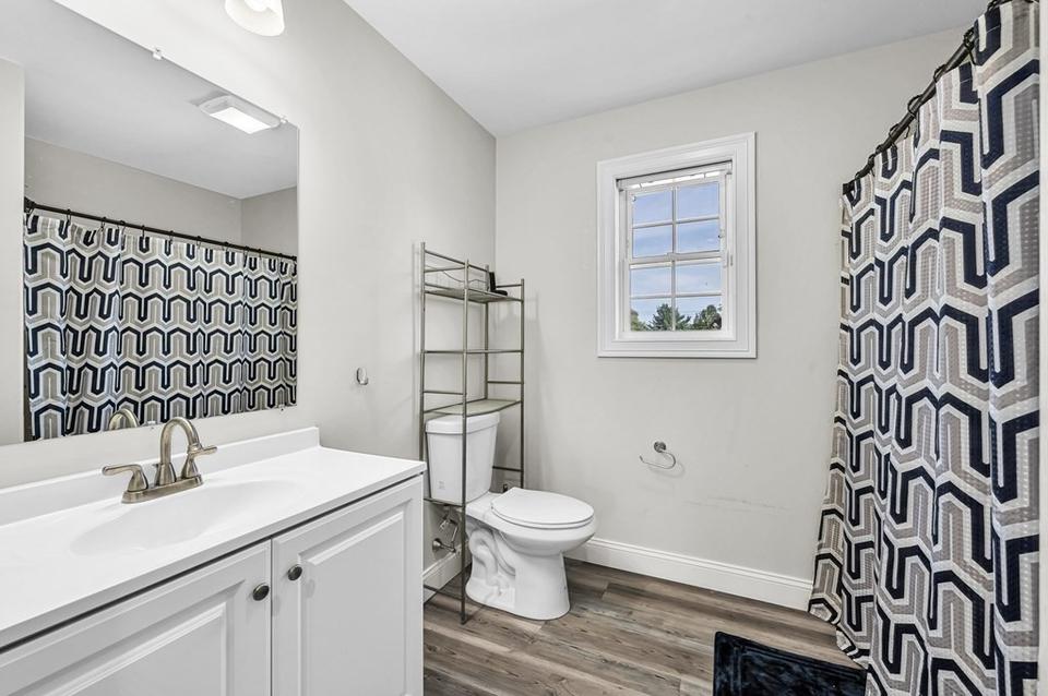  46 Mount Vernon Rd, Chicopee, MA 01013 photo 22