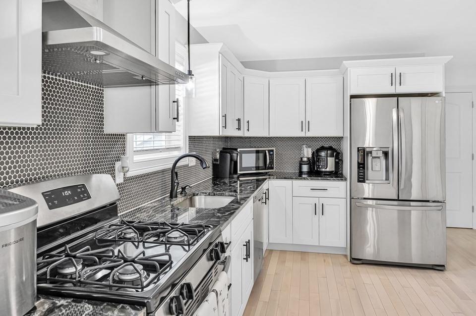  46 Mount Vernon Rd, Chicopee, MA 01013 photo 10