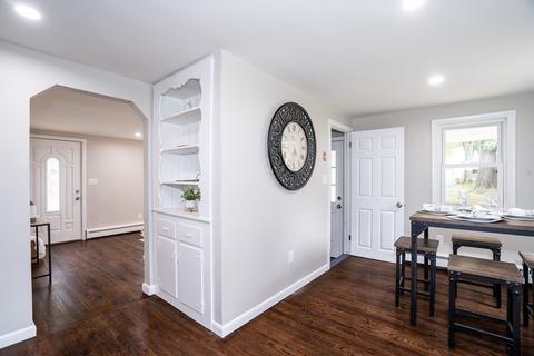 301 Holcomb Rd, Springfield, MA 01118 photo 6