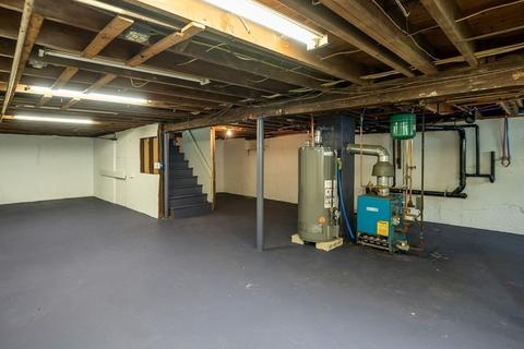 301 Holcomb Rd, Springfield, MA 01118 photo 21