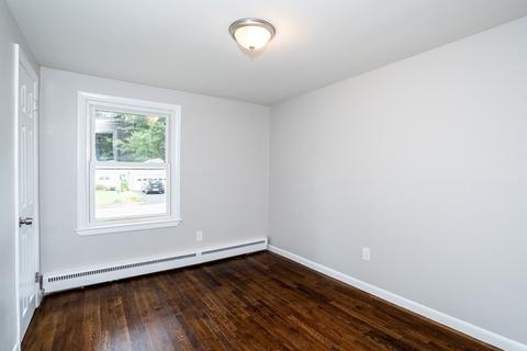 301 Holcomb Rd, Springfield, MA 01118 photo 15