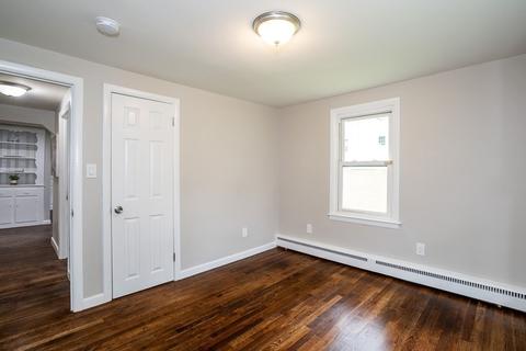 301 Holcomb Rd, Springfield, MA 01118 photo 20