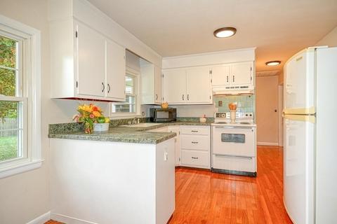 50 Mendon St, Upton, MA 01568 photo 10