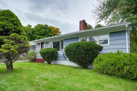 50 Mendon St, Upton, MA 01568 photo 1