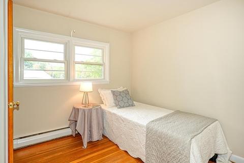 50 Mendon St, Upton, MA 01568 photo 14