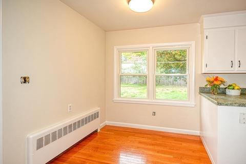50 Mendon St, Upton, MA 01568 photo 7