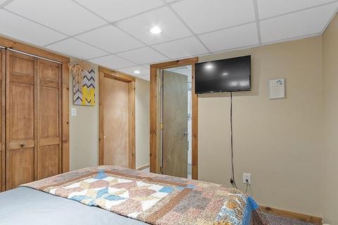 157 Barthel Ave, Gardner, MA 01440 photo 21