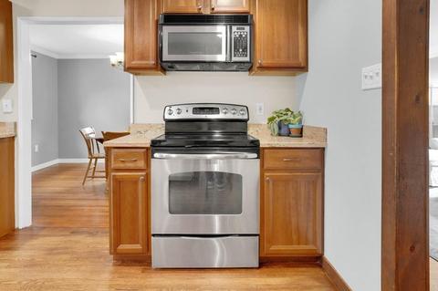 21 Mason St, Dedham, MA 02026 photo 7