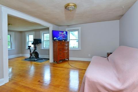 24 School St, Walpole, MA 02081 photo 4