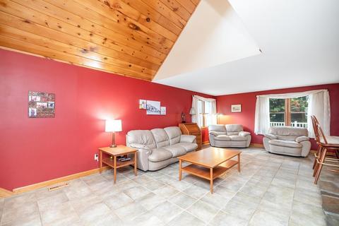 25 Sterling Dr, Easthampton, MA 01027 photo 14