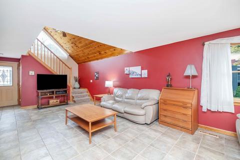 25 Sterling Dr, Easthampton, MA 01027 photo 15