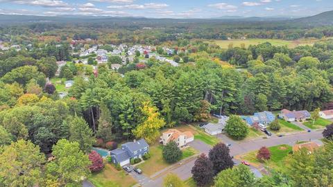 25 Sterling Dr, Easthampton, MA 01027 photo 34