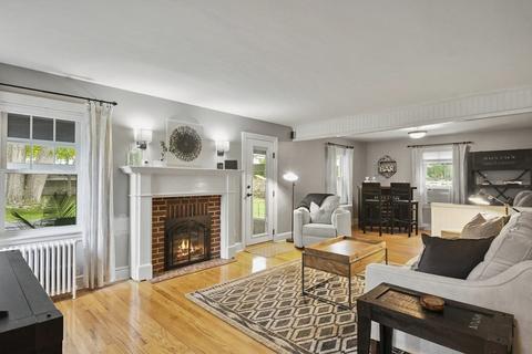 1 Suntaug Rd, Worcester, MA 01604 photo 2
