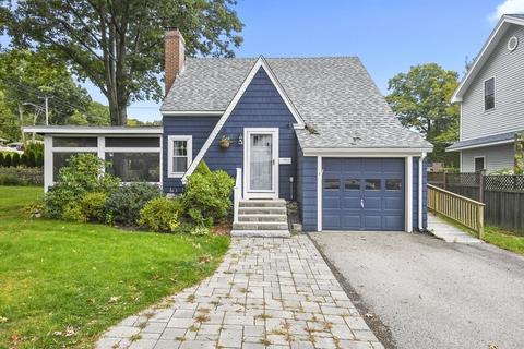 1 Suntaug Rd, Worcester, MA 01604 photo 1