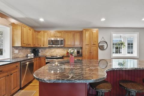 1 Suntaug Rd, Worcester, MA 01604 photo 15