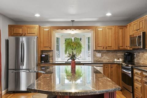 1 Suntaug Rd, Worcester, MA 01604 photo 17