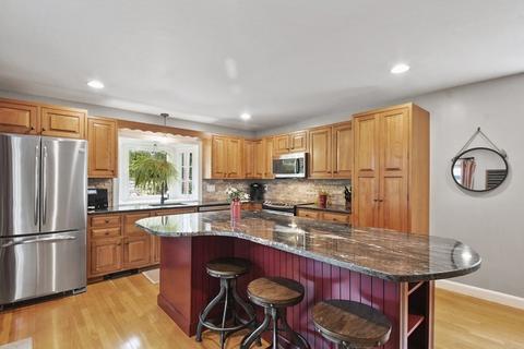 1 Suntaug Rd, Worcester, MA 01604 photo 10