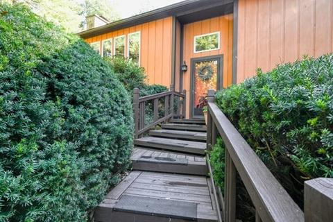 8 Forge Rd, Freetown, MA 02702 photo 4