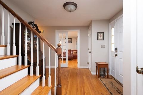 7 Side Hill Rd, Hingham, MA 02043 photo 3