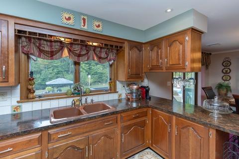87 Peckham Rd, Acushnet, MA 02743 photo 22