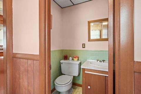 44 18th St, Fall River, MA 02723 photo 8