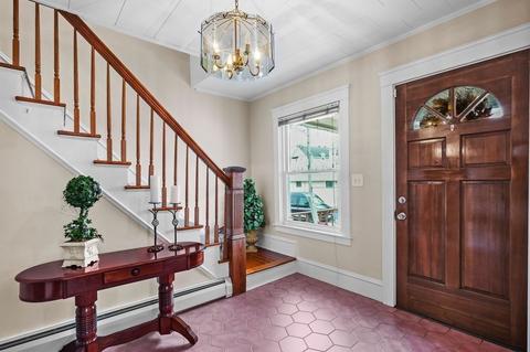44 18th St, Fall River, MA 02723 photo 2