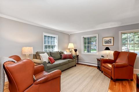 2 Mill Brook Ave, Walpole, MA 02081 photo 7