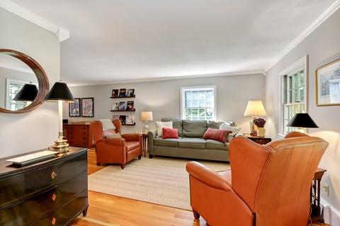 2 Mill Brook Ave, Walpole, MA 02081 photo 5
