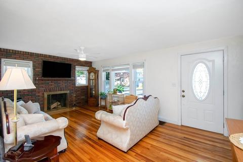254 Nottingham St, Springfield, MA 01104 photo 5