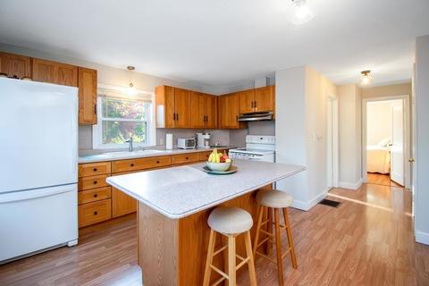 254 Nottingham St, Springfield, MA 01104 photo 12
