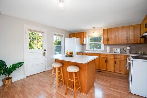 254 Nottingham St, Springfield, MA 01104 photo 11
