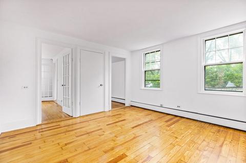 261 North St, Hingham, MA 02043 photo 4